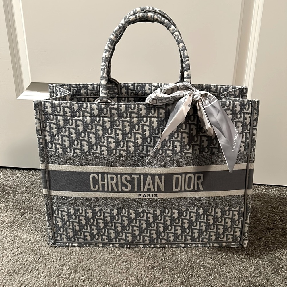 Large tote bag